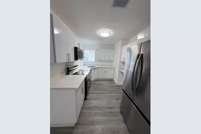 3510 SW 36th Ct, West Park, FL 33023 - Photo 6
