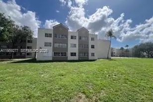 6175 NW 186th St, Hialeah, FL 33015 - Photo 2