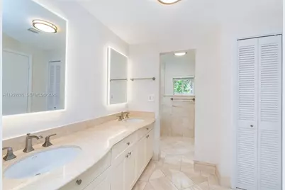 310 Harbor Ct, Key Biscayne, FL 33149 - Photo 20