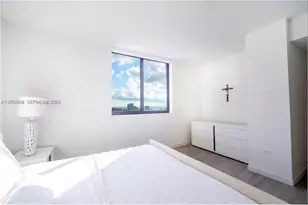 999 SW 1st Ave, Miami, FL 33130 - Photo 16