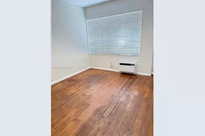 1007 Meridian Ave #9, Miami Beach, FL 33139 - Photo 2