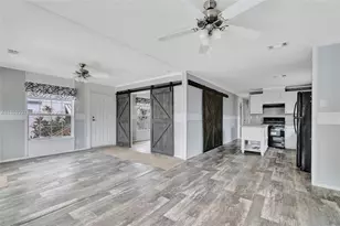 35250 SW 177th Ct, Homestead, FL 33034 - Photo 6