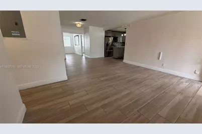 2811 NW 26th Ave #0, Oakland Park, FL 33311 - Photo 10