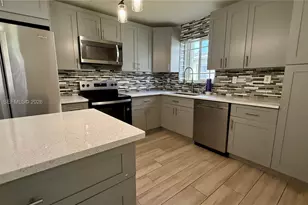 2811 NW 26th Ave, Oakland Park, FL 33311 - Photo 14