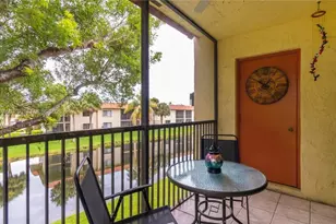 402 Lakeview Dr, Weston, FL 33326 - Photo 22