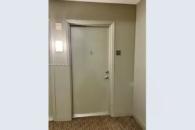 950 Brickell Bay Dr #4100, Miami, FL 33131 - Photo 2