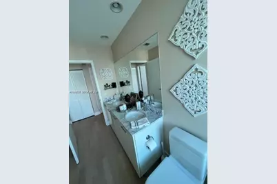 950 Brickell Bay Dr #4100, Miami, FL 33131 - Photo 16