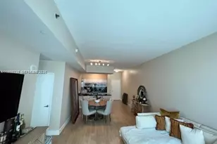 950 Brickell Bay Dr, Miami, FL 33131 - Photo 8