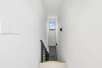 1431 SW 20th St, Miami, FL 33145 - Photo 48