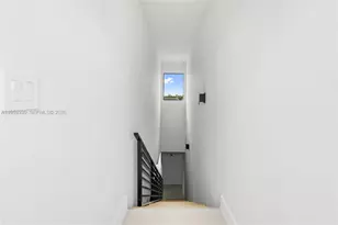 1431 SW 20th St, Miami, FL 33145 - Photo 48