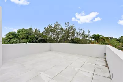 1431 SW 20th St, Miami, FL 33145 - Photo 32