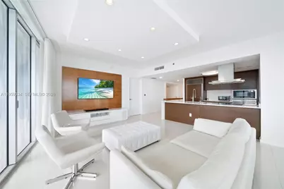 495 Brickell Ave #3301, Miami, FL 33131 - Photo 4