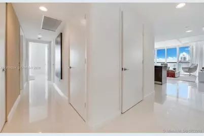 495 Brickell Ave #3301, Miami, FL 33131 - Photo 22