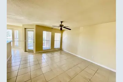 977 Riverside Dr #227, Coral Springs, FL 33071 - Photo 6