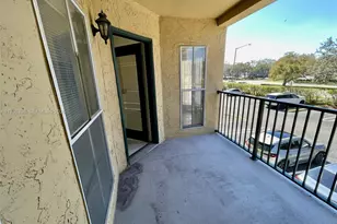 977 Riverside Dr, Coral Springs, FL 33071 - Photo 26
