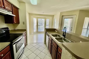 977 Riverside Dr, Coral Springs, FL 33071 - Photo 22
