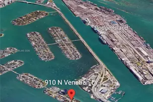 910 N Venetian Dr, Miami, FL 33139 - Photo 12