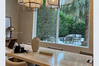 910 N Venetian Dr, Miami, FL 33139 - Photo 20