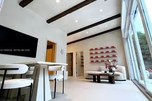 910 N Venetian Dr, Miami, FL 33139 - Photo 16
