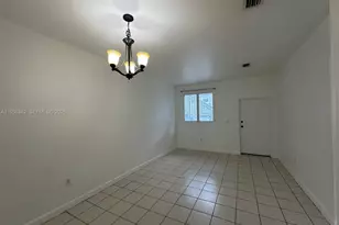 1661 SE 29th Ct, Homestead, FL 33035 - Photo 8