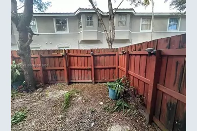 1661 SE 29th Ct #104, Homestead, FL 33035 - Photo 22