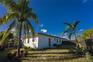 22385 SW 115th Ct, Miami, FL 33170 - Photo 10