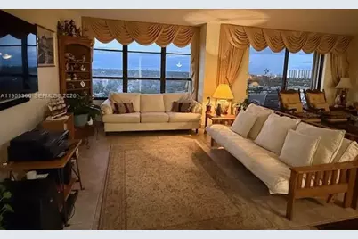 600 Three Islands Blvd #1004, Hallandale Beach, FL 33009 - Photo 2