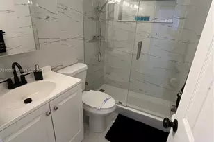 39 SE 7th St, Dania Beach, FL 33004 - Photo 24
