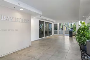 600 NE 27th St, Miami, FL 33137 - Photo 18