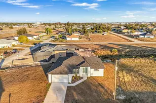 1523 NE 19th Ave, Cape Coral, FL 33909 - Photo 22