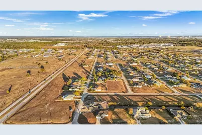 1523 NE 19 Ave, Cape Coral, FL 33909 - Photo 24