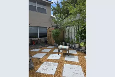 4925 W Lakes Dr, Deerfield Beach, FL 33442 - Photo 18