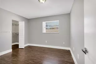 10639 SW 113th Pl, Miami, FL 33176 - Photo 12