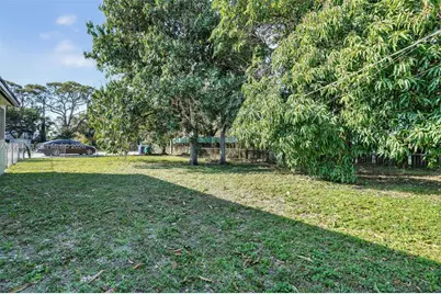 16930 NW 37th Pl, Miami Gardens, FL 33055 - Photo 10