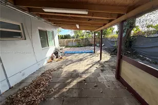 4210 SW 10th St, Plantation, FL 33317 - Photo 18