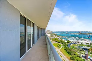 50 Biscayne Blvd, Miami, FL 33132 - Photo 26