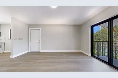 329 SW 9th Ave, Miami, FL 33130 - Photo 26