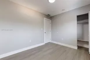 329 SW 9th Ave, Miami, FL 33130 - Photo 40