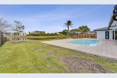 16653 Golfview Dr, Weston, FL 33326 - Photo 64