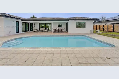 16653 Golfview Dr, Weston, FL 33326 - Photo 64