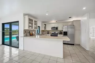 16653 Golfview Dr, Weston, FL 33326 - Photo 26