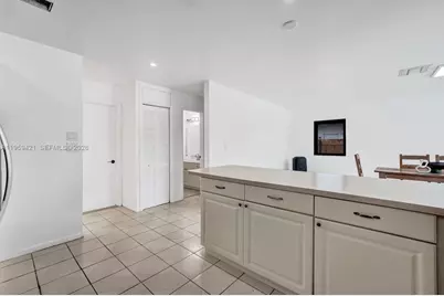 16653 Golfview Dr, Weston, FL 33326 - Photo 24