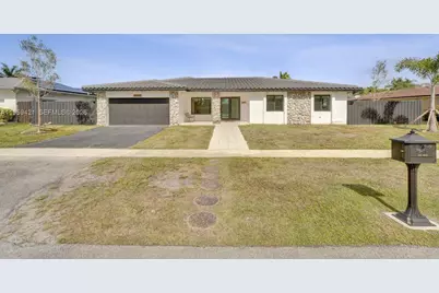 16653 Golfview Dr, Weston, FL 33326 - Photo 1