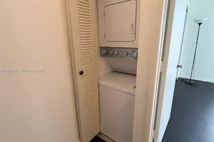 551 NW 82nd Ave, Miami, FL 33126 - Photo 18