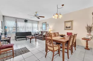 329 SE 3rd St, Hallandale Beach, FL 33009 - Photo 16