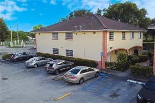 6765 NW 182nd St, Hialeah, FL 33015 - Photo 22