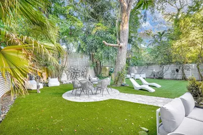 3675 Loquat Ave, Miami, FL 33133 - Photo 16