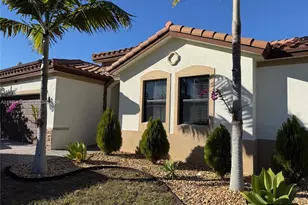 2541 SE 1st St, Homestead, FL 33033 - Photo 1