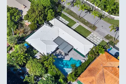 1040 NE 86th St, Miami, FL 33138 - Photo 48