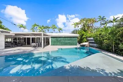 1040 NE 86th St, Miami, FL 33138 - Photo 36